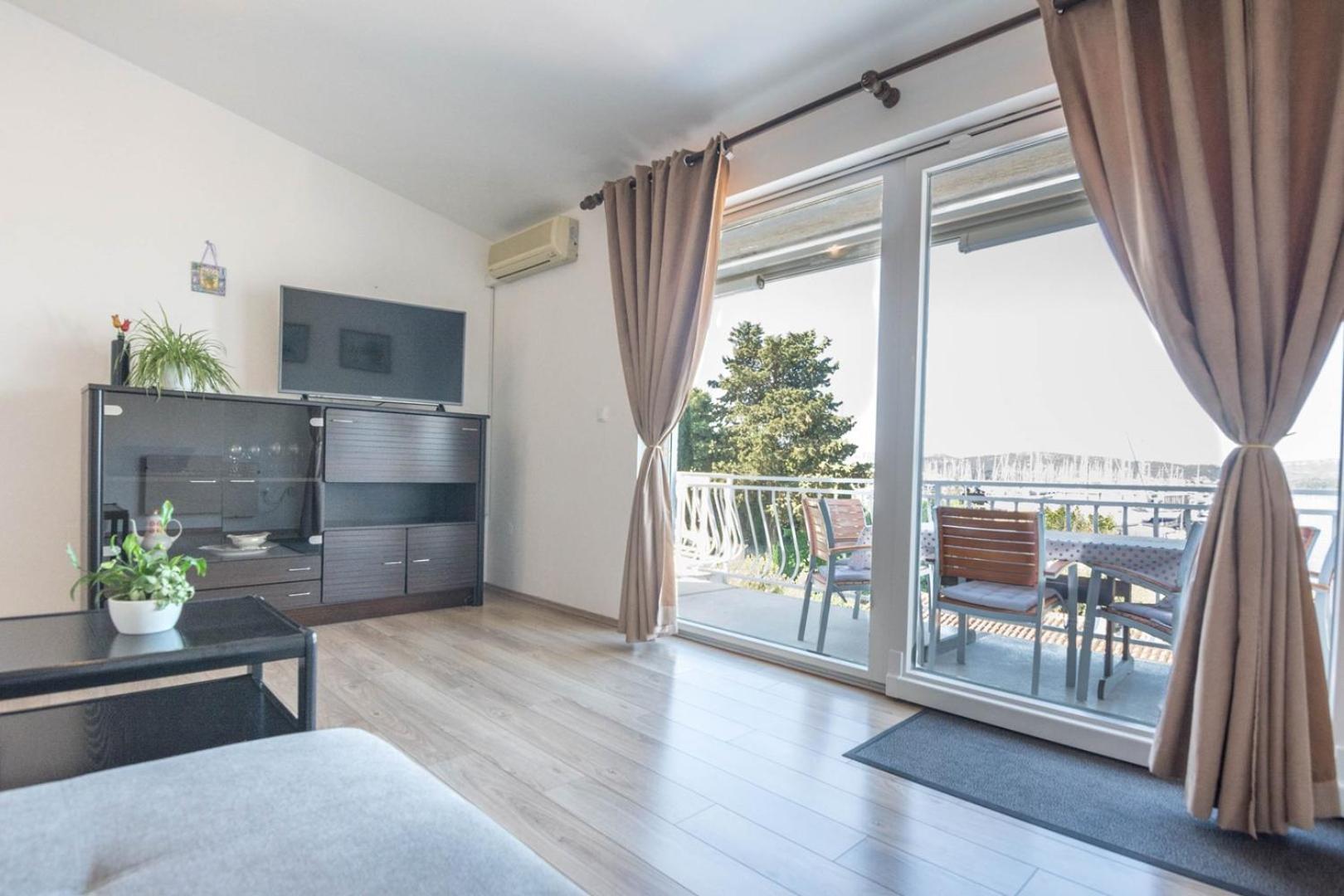 Apartment Rajna Biograd Na Moru Exterior foto
