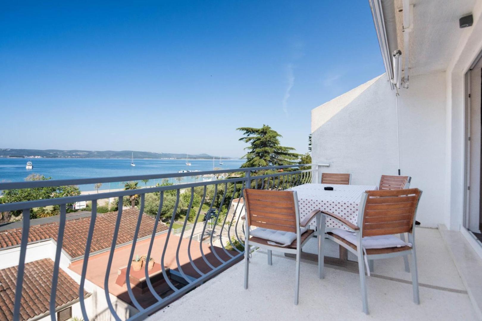 Apartment Rajna Biograd Na Moru Exterior foto